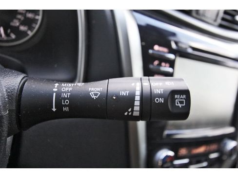 Used 2024 Nissan Murano SV w/ SV Midnight Edition Package FWD image 12