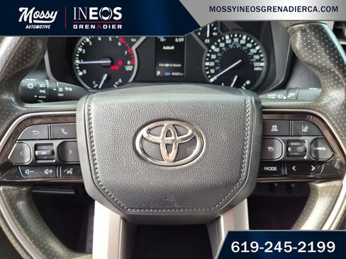 Used 2022 Toyota Tundra SR5 RWD image 11