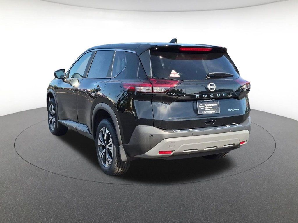Used 2023 Nissan Rogue SV AWD/4WD image 7