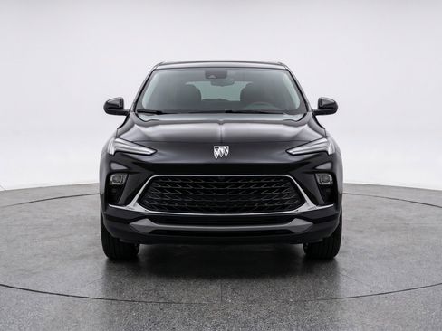 Used 2025 Buick Encore GX Preferred FWD image 2