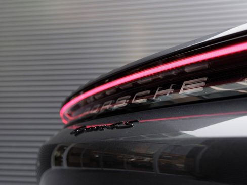 New 2025 Porsche Taycan 4S image 24
