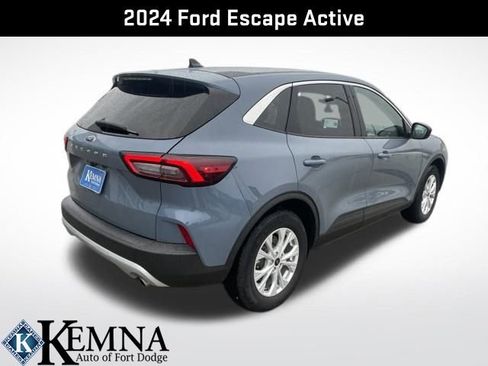 Used 2024 Ford Escape Active image 5