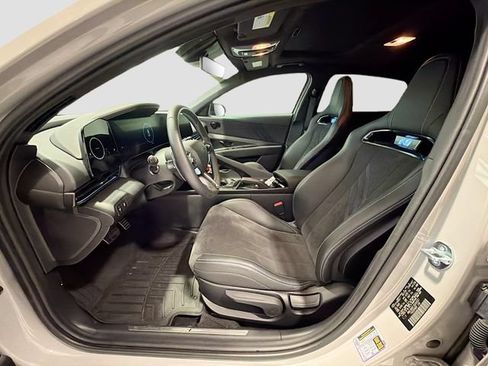 Used 2025 Hyundai Elantra N FWD image 19