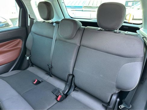 Used 2015 FIAT 500L Trekking image 8