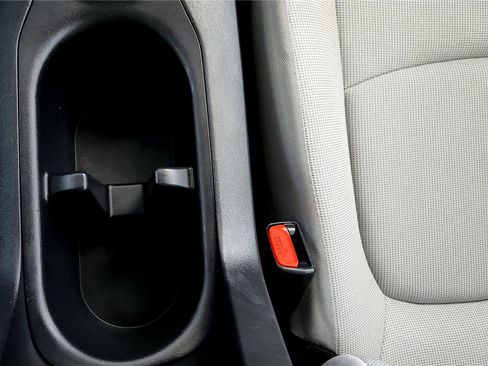 Certified 2023 Toyota Corolla Cross L image 42