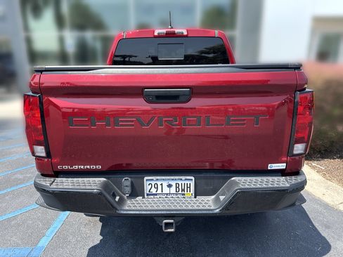 Used 2023 Chevrolet Colorado Trail Boss w/ Advanced Trailering Package AWD/4WD image 5