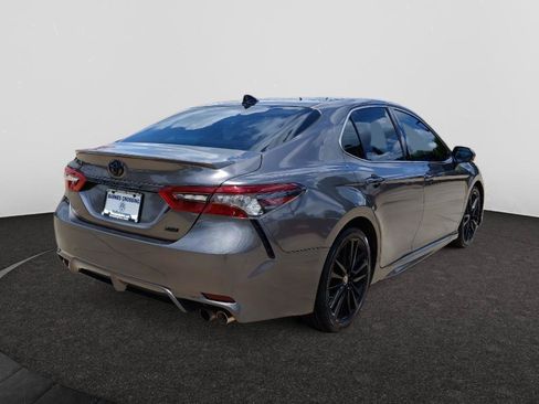 Used 2021 Toyota Camry XSE FWD image 5