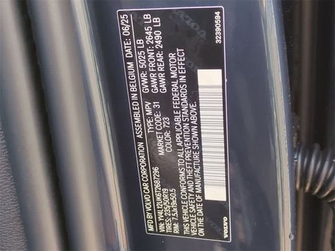 New 2026 Volvo XC40 B5 Core w/ Protection Package Premier image 33