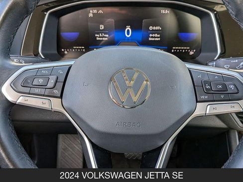 Used 2024 Volkswagen Jetta SE FWD image 12
