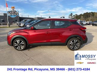 Used 2019 Nissan Kicks SV w/ Exterior Package video 2