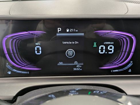 Used 2025 Kia Seltos S image 14