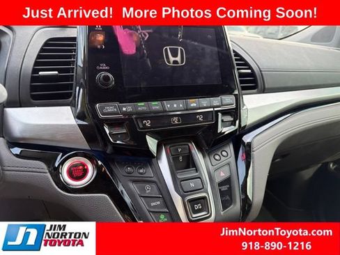 Used 2018 Honda Odyssey Elite image 13