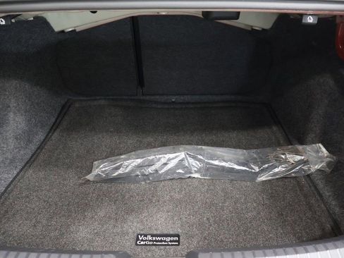 Certified 2023 Volkswagen Jetta SE image 25