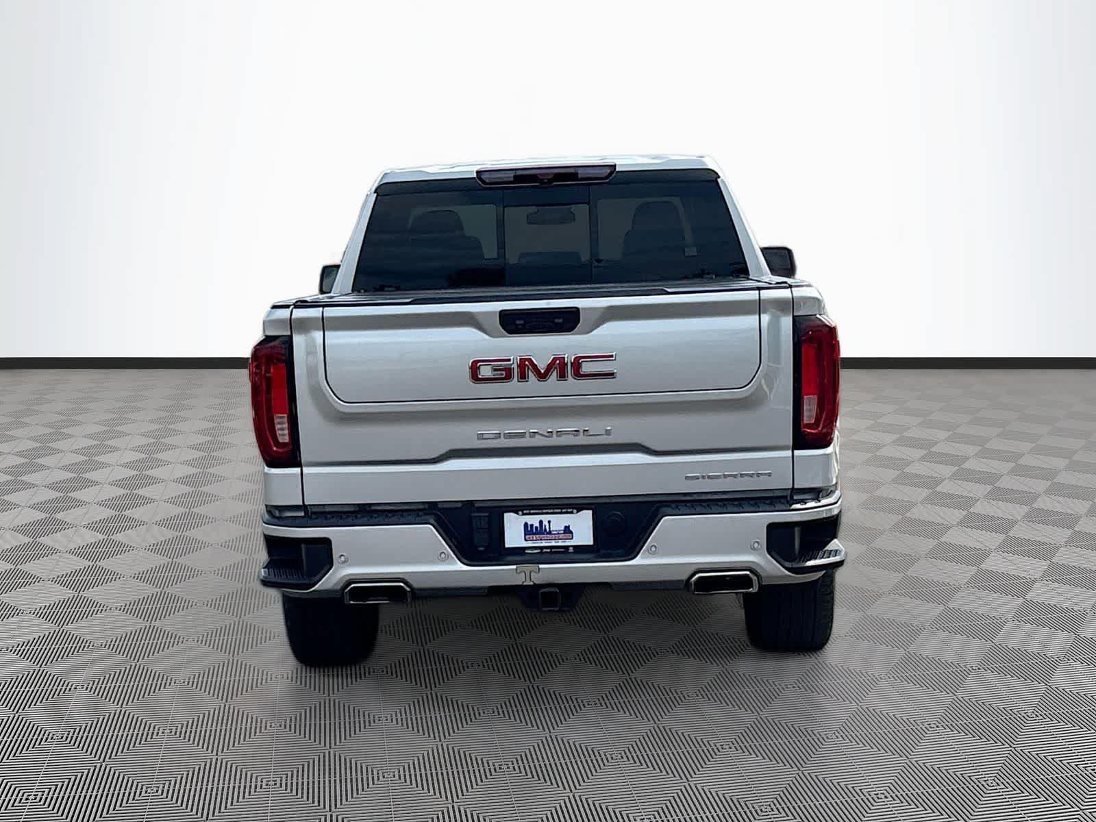 Used 2022 GMC Sierra 1500 Denali AWD/4WD image 6