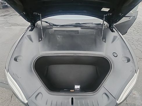 Used 2022 Tesla Model S image 10