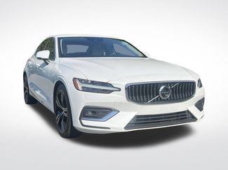 Used 2022 Volvo S60 B5 Inscription w/ Advanced Package FWD video 2