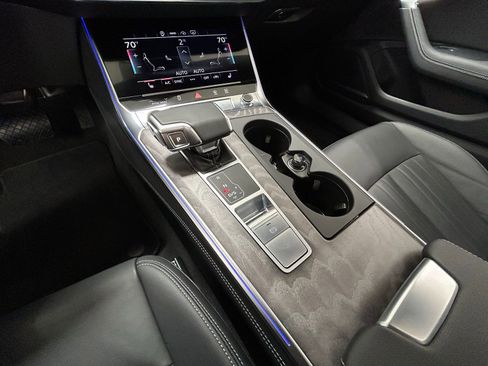 Used 2024 Audi A6 Premium Plus w/ Premium Plus Package image 21