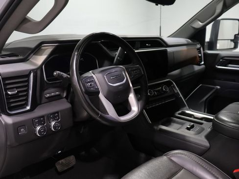 Used 2024 GMC Sierra 3500 Denali w/ Denali Reserve Package AWD/4WD image 16