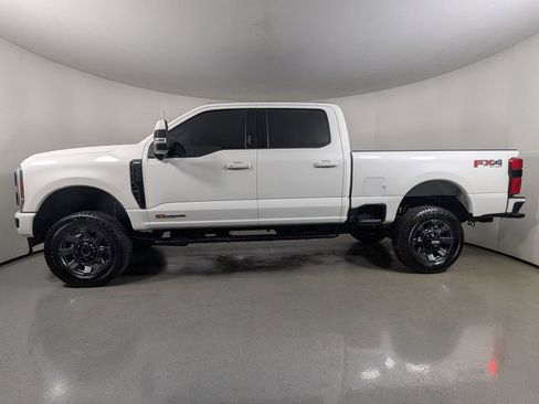 Used 2023 Ford F250 Lariat w/ Sport Appearance Package image 4
