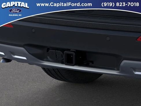 New 2025 Ford Explorer Active w/ Active Comfort Package image 23