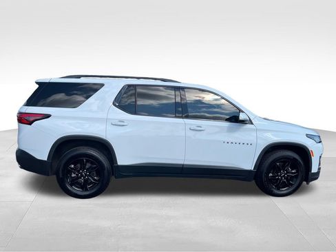 Used 2023 Chevrolet Traverse LT FWD image 6