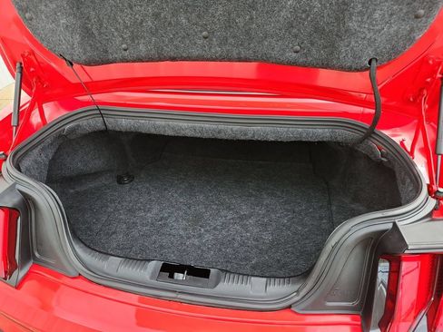 Used 2018 Ford Mustang Premium RWD image 14