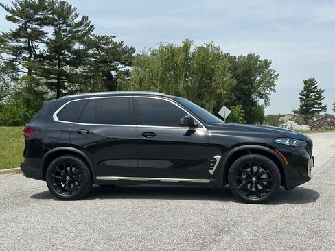 Used 2024 BMW X5 xDrive40i w/ Premium Package AWD/4WD image 8