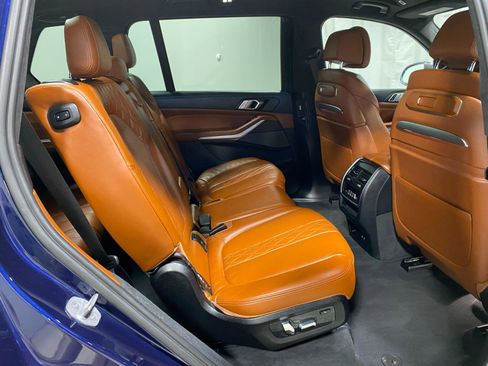 Used 2023 BMW X7 xDrive40i w/ Premium Package image 19