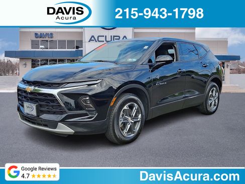Used 2025 Chevrolet Blazer LT AWD/4WD image 1