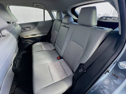 Used 2021 Toyota Venza XLE AWD/4WD image 22