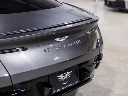 Used 2024 Aston Martin DB12 Coupe image 15