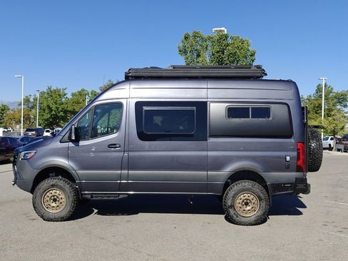 Used 2023 Mercedes-Benz Sprinter 2500 image 4