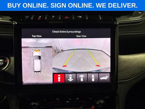 Used 2024 Jeep Grand Cherokee Limited w/ Luxury Tech Group II AWD/4WD image 11