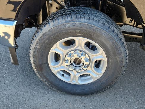 New 2025 Ford F250 XLT w/ 360-Degree Camera Package image 7