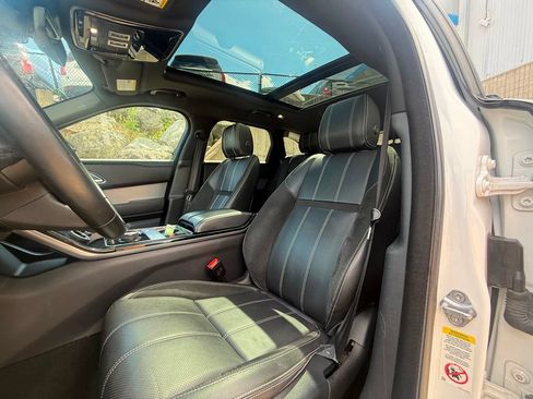 Used 2020 Land Rover Range Rover Velar R-Dynamic S AWD/4WD image 15