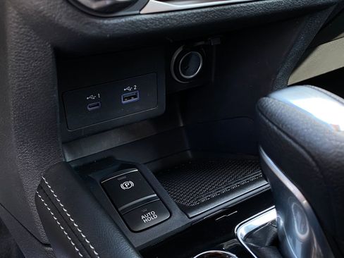 Used 2023 Nissan Kicks SV image 19