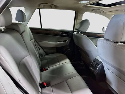 Used 2018 Subaru Outback 2.5i Limited AWD/4WD image 22