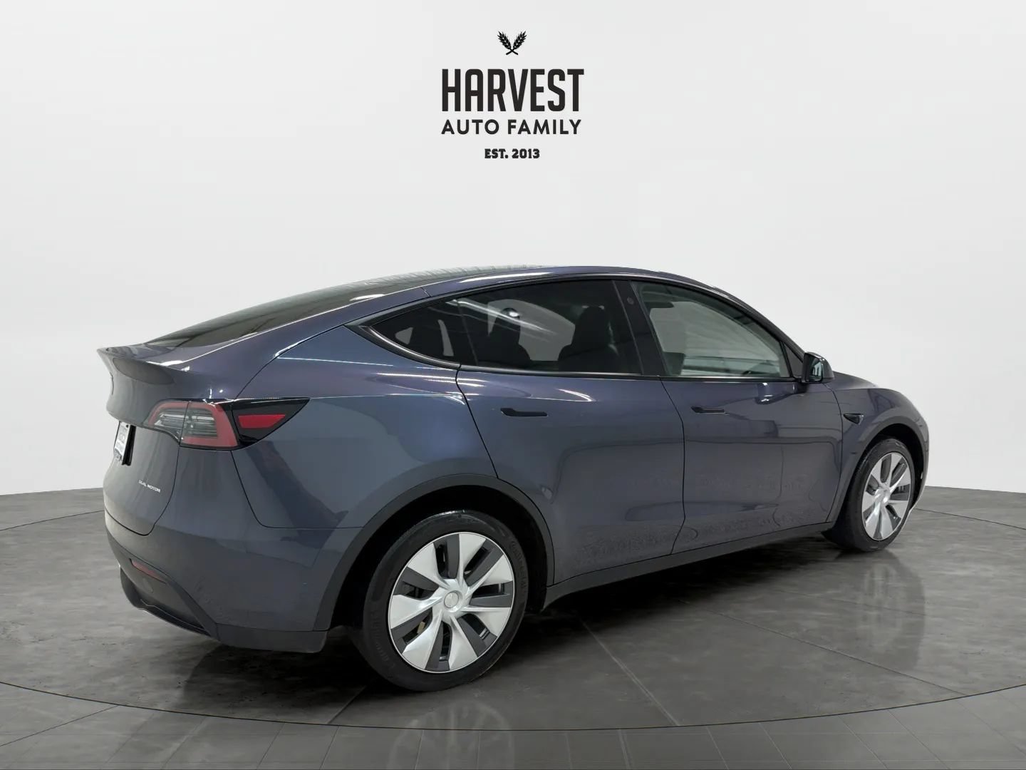 Used 2023 Tesla Model Y Long Range AWD/4WD image 7