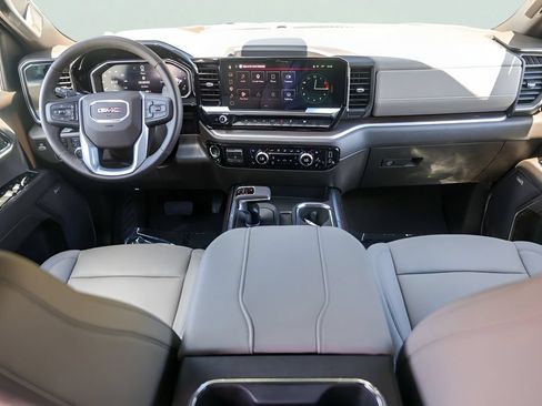 Used 2026 GMC Sierra 1500 SLT AWD/4WD image 29