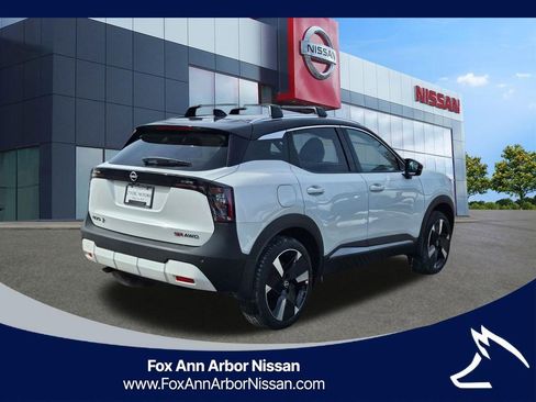 New 2026 Nissan Kicks SR w/ Cold Weather Package image 5