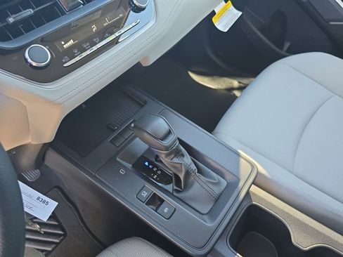 New 2026 Toyota Corolla Cross L image 24