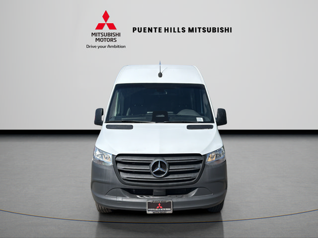 Used 2025 Mercedes-Benz Sprinter 2500 image 2