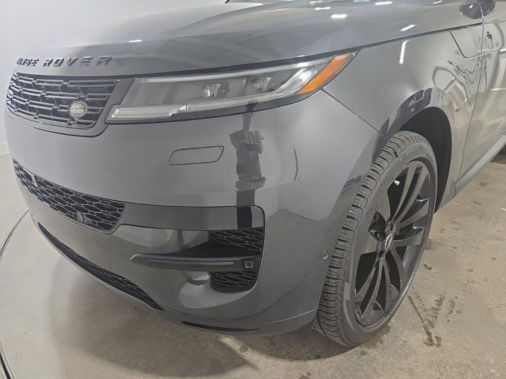 Certified 2023 Land Rover Range Rover Sport SE AWD/4WD image 11