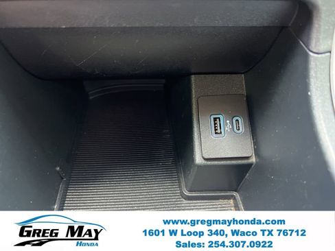 Used 2021 Ford Edge SE FWD image 27