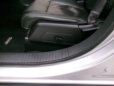 Used 2017 Jeep Compass High Altitude image 20