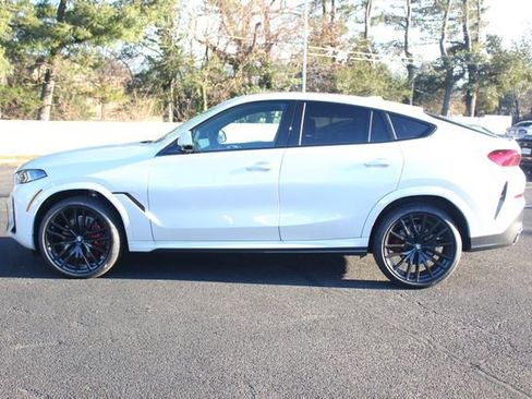 New 2026 BMW X6 xDrive40i image 4