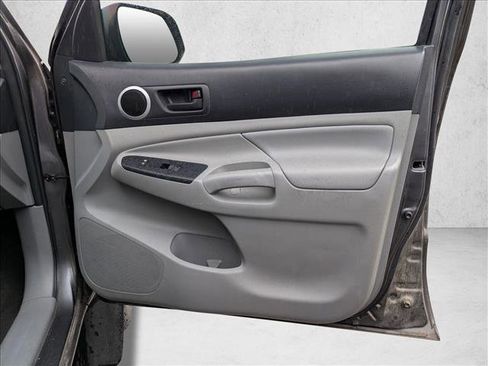 Used 2015 Toyota Tacoma 4x4 Double Cab image 16