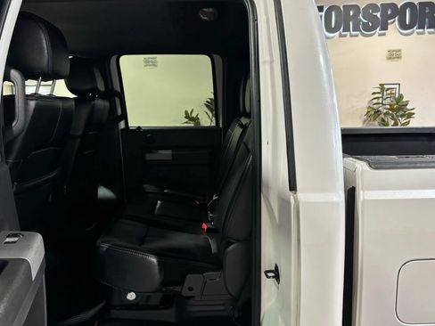 Used 2016 Ford F250 Lariat w/ Lariat Ultimate Package AWD/4WD image 14