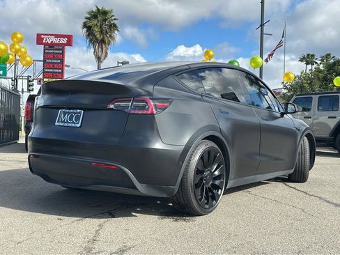 Used 2020 Tesla Model Y Performance image 13