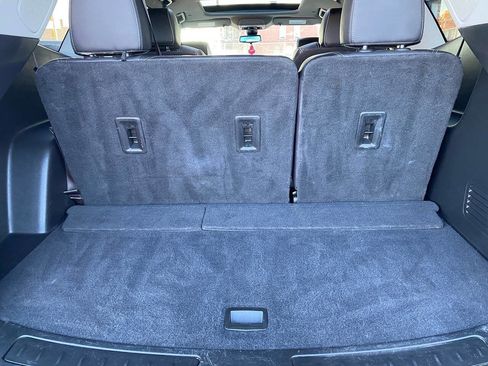 Used 2021 Buick Enclave Avenir AWD/4WD image 42